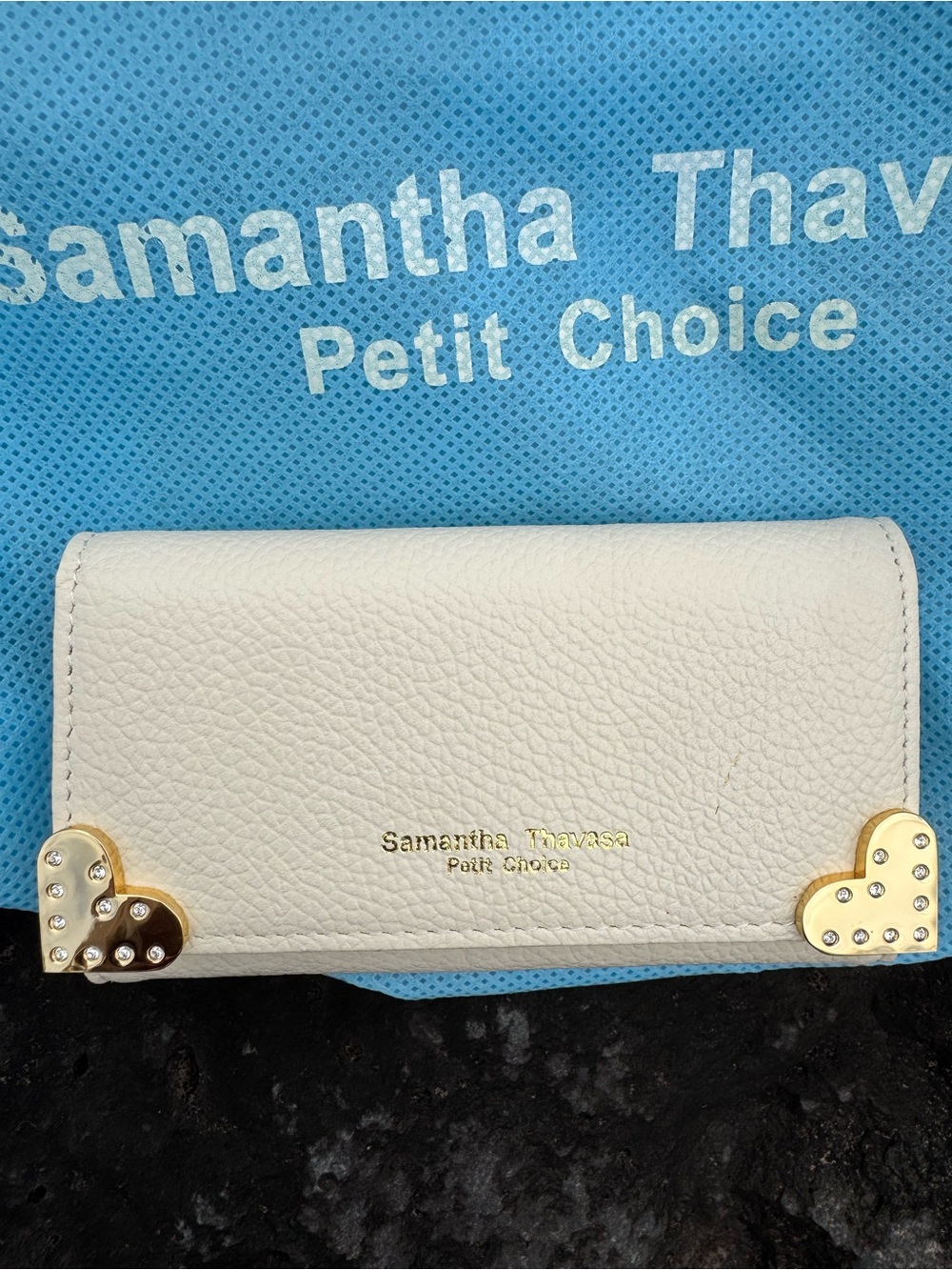 Samantha Thavasa NWT Petit Choice White Leather Heart Crystal Key Case